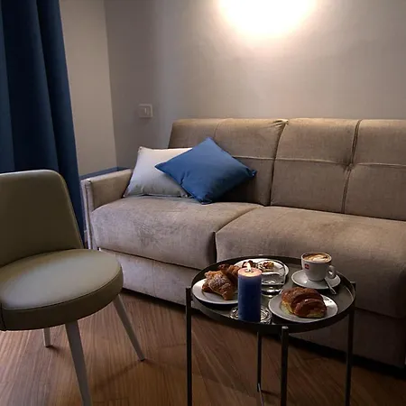 Giuliani 게스트하우스 4*